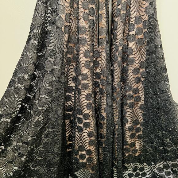 MACY'S JUMP APPAREL NWT Nude Cream & Black Lace Maxi Dress Gown - Size 3/4 - Picture 5 of 10